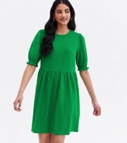 New Look Green Crinkle Jersey Puff Sleeve Mini Smock Dress